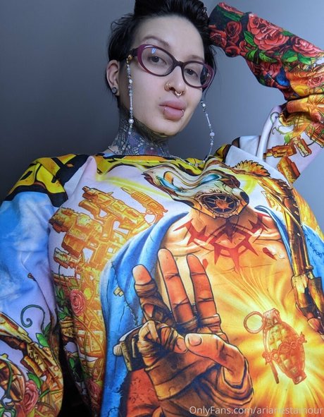 arianestamour pornstar naked photo