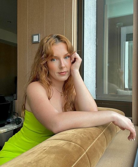 Tannar Eacott star porn gallery