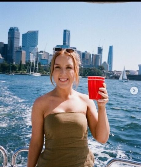 Tannar Eacott naked star pics