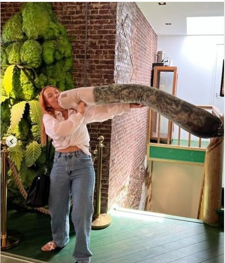 Tannar Eacott pornstar adult galleries