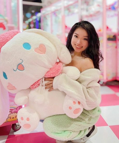 Fruitypoppin pornstar nude images