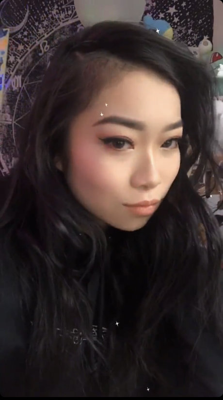 Fruitypoppin star erotic image