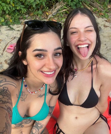 Caputile perfect actress pic