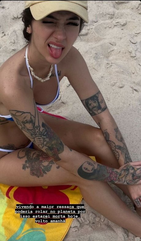 Caputile pornstar sexy picture