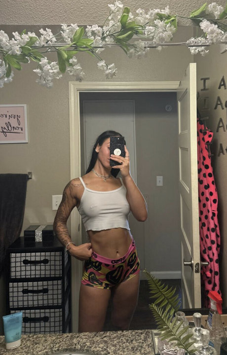 black female onlyfans erotic pics