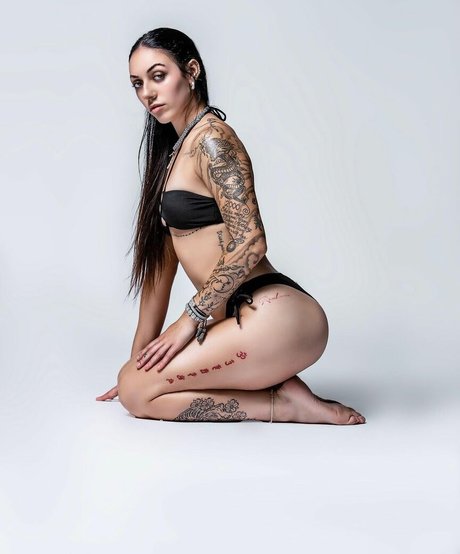 Tori Ortiz star art photos