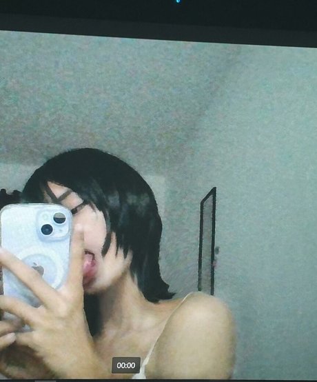 Arihienna model top pics