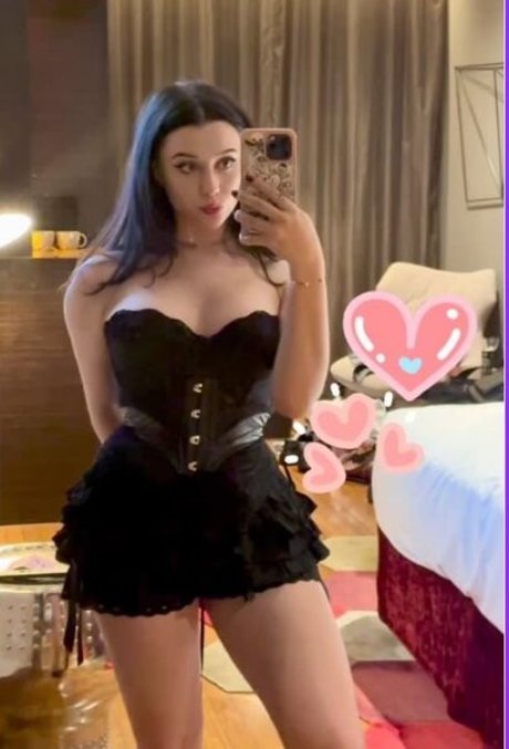 LivBev nice pornstar image