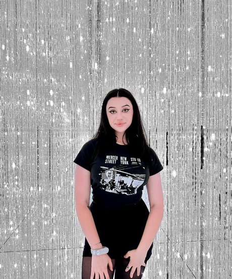 LivBev nice model pictures