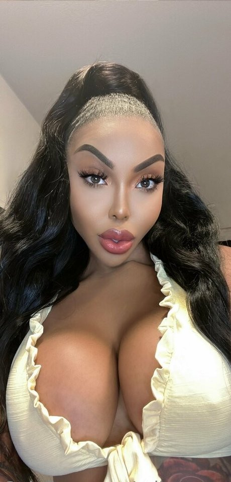 erikayrose model best archive