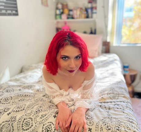 princessaverie sexy pornstar image