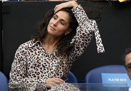 Maria Francisca Perello pretty star pictures