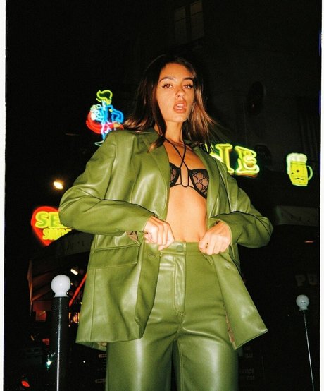 milf anal onlyfans hot sexy pics