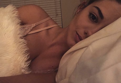 LuluLuvely sex actress pics