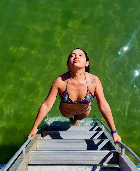 popular onlyfans beautiful img