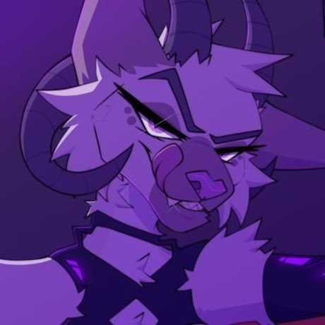 _Miss Nui model top photo