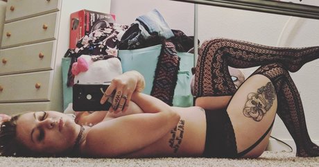 Nova Skye nude pornstar galleries