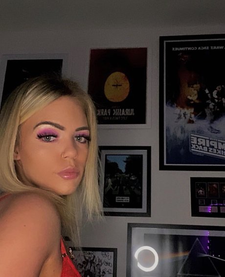 Ree_ pretty pornstar photos