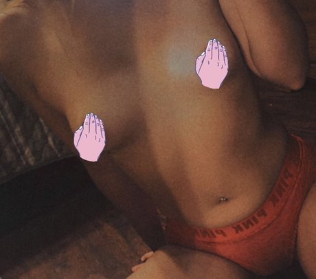 NoFaceQueen art pornstar photos