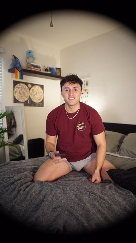 Noah Winters Official nude model image