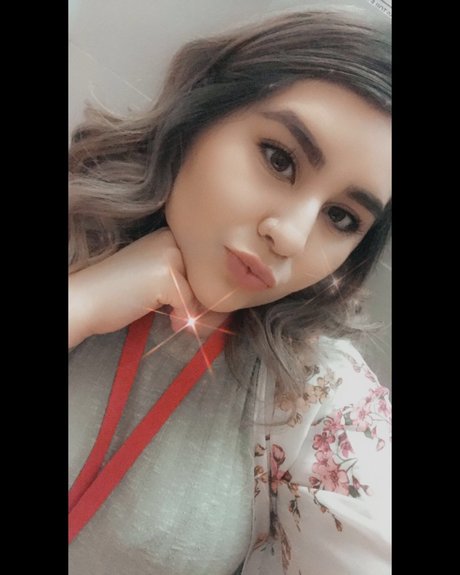 nique naked pornstar gallery