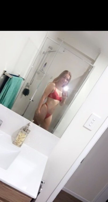 Nikki 101 art actress pictures