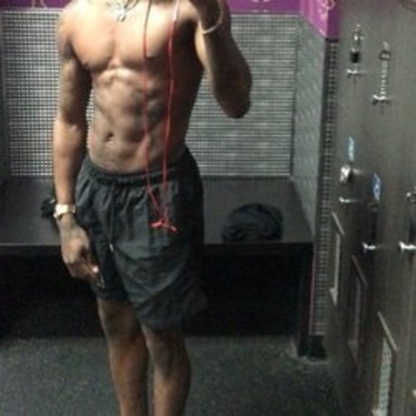 PERB2LEGIT model nice pictures