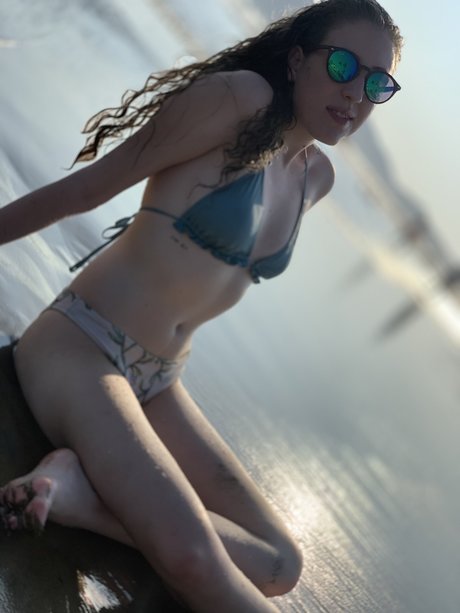 Pau Romo star beautiful pictures