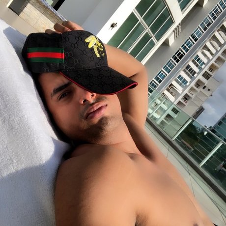 oscar enrique Casta eda rosales hot actress image