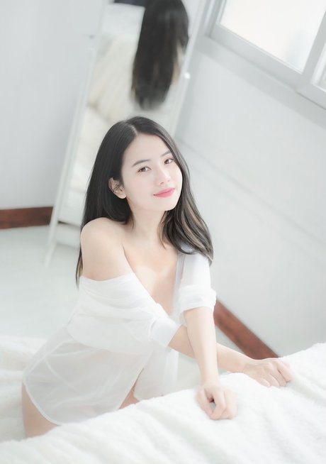 THIDARAT H_ star nudes gallery