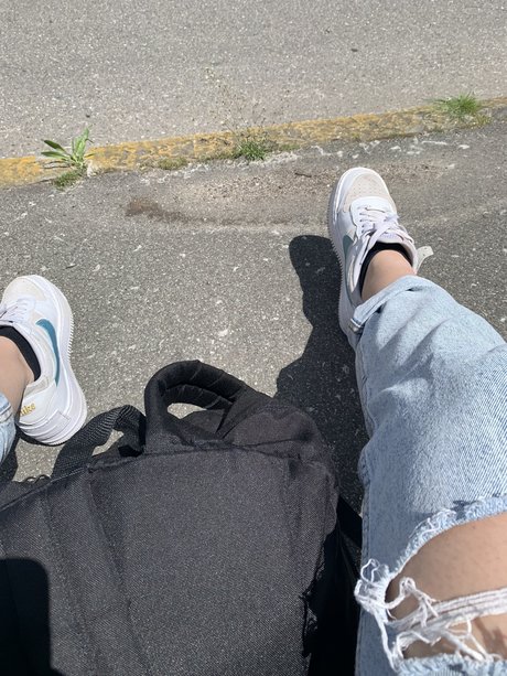 Positivewhoo model nude image