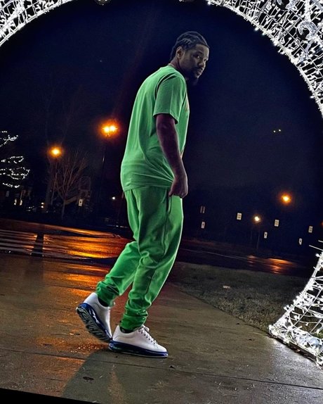 TJ Polo model top archive