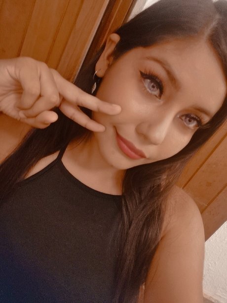 _Kurosaki nice pornstar picture