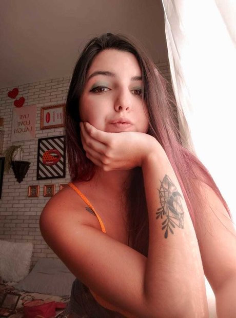 Pink Sheep Free sexy actress image