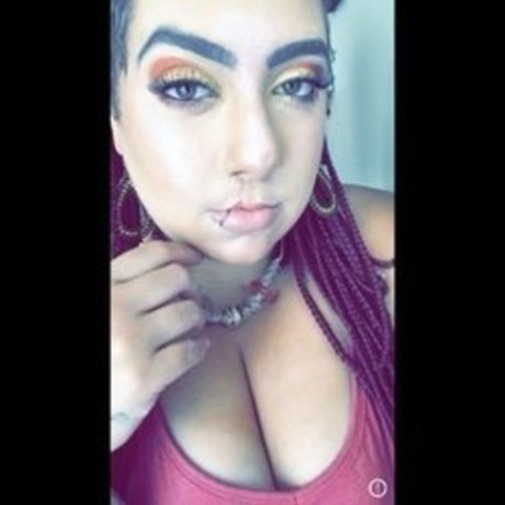 Queen Ma pornstar nude archive