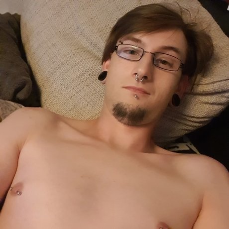 Quack exclusive model pics