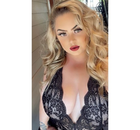 Sugaaa adult actress photo