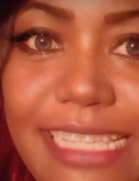 LA VIDA ES RICA_ model best image