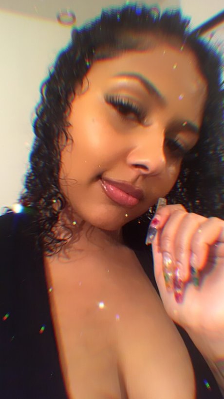 Remhoney xxx actress picture