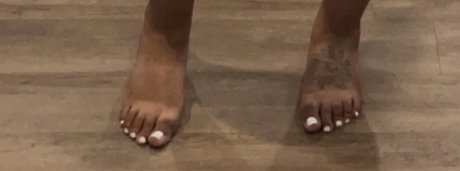 Shawnna adult model picture