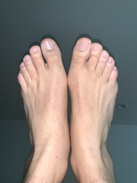 Suck My Toes art actress photos