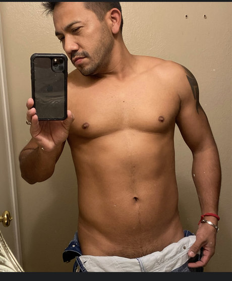 Rigoberto xxx star image