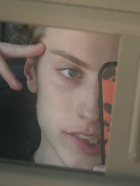 it s a secret xxx actress galleries