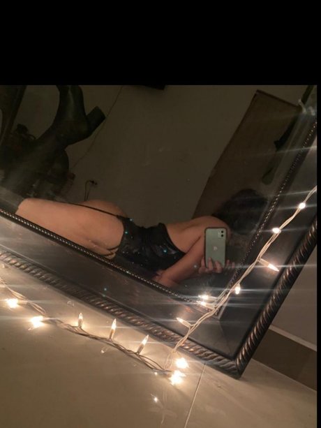 Regina Phalange hot pornstar pics