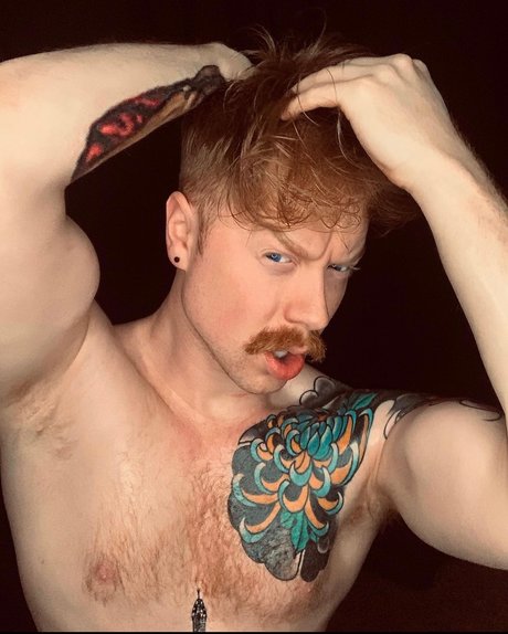 Redhotmajor beautiful actress picture