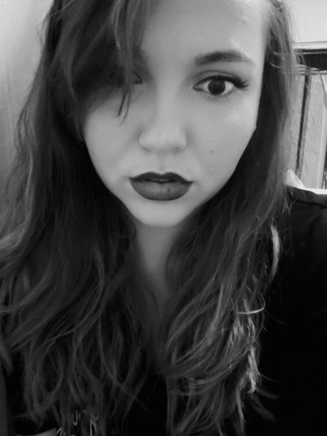 Rayye Sunshine pornstar naked image