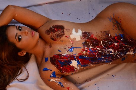 Mharia Angel naked actress pictures