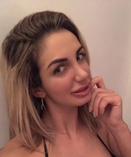 blonde shemale onlyfans xxx picture