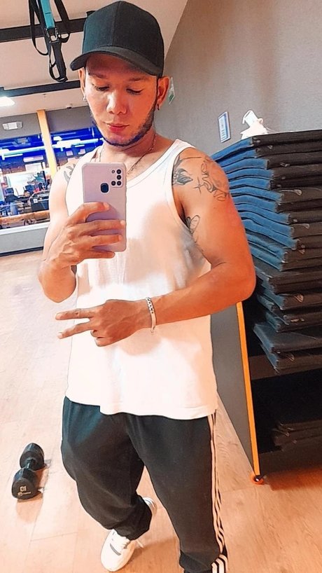 Amet Hudson model naked pictures