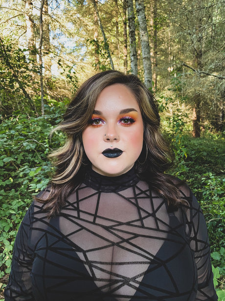 Erica Jones pornographic model photo